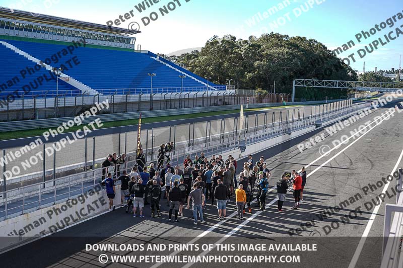 estoril;event digital images;motorbikes;no limits;peter wileman photography;portugal;trackday;trackday digital images